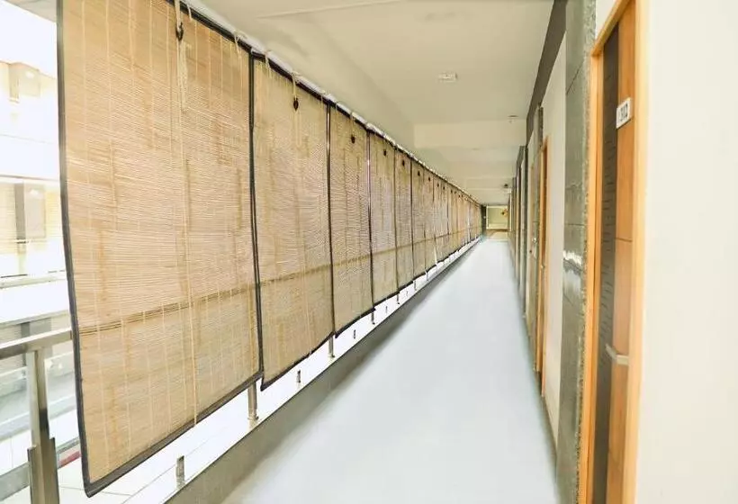 ホテル Santeria Inn