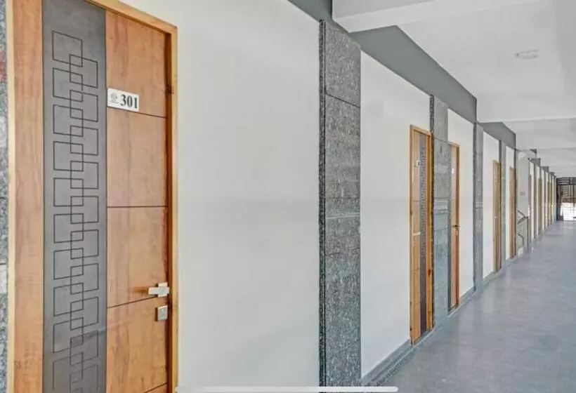 ホテル Santeria Inn