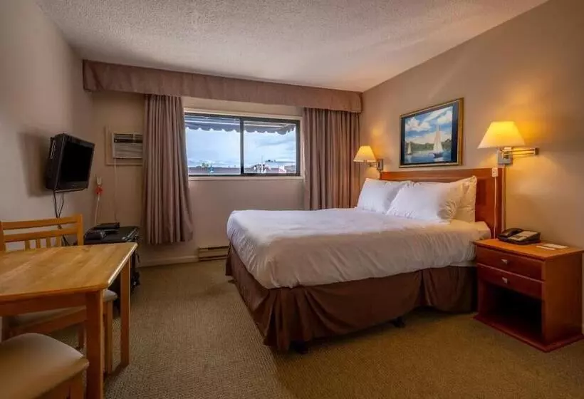 Hotelli Sidney Waterfront Inn & Suites