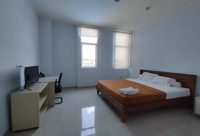 Hotelli Sutha Inn Syariah