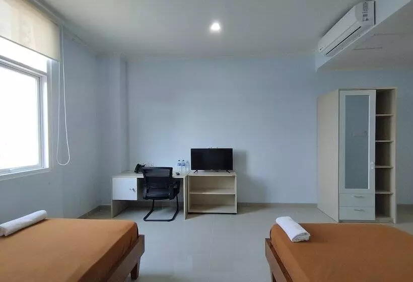 Hotelli Sutha Inn Syariah