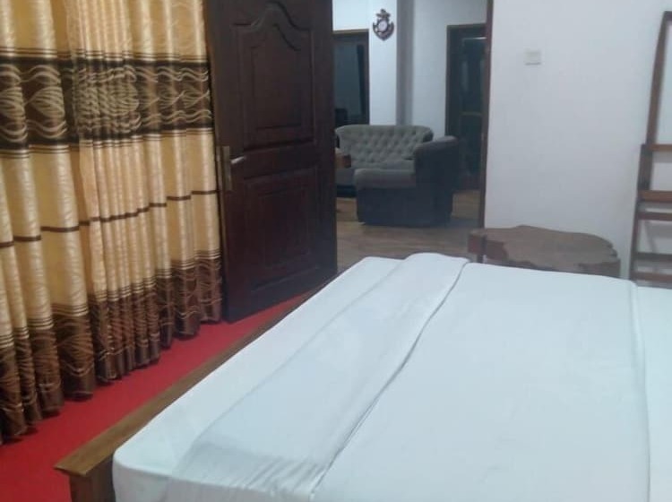 ホテル Thalagala Oya Resort