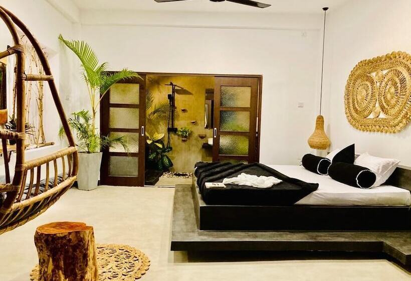 Hotel The Jini House   Kabalana