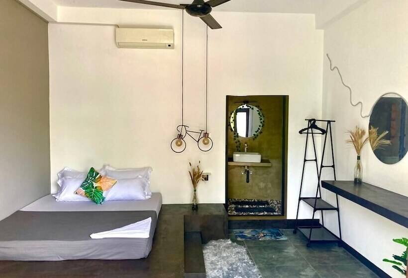 Hotel The Jini House   Kabalana