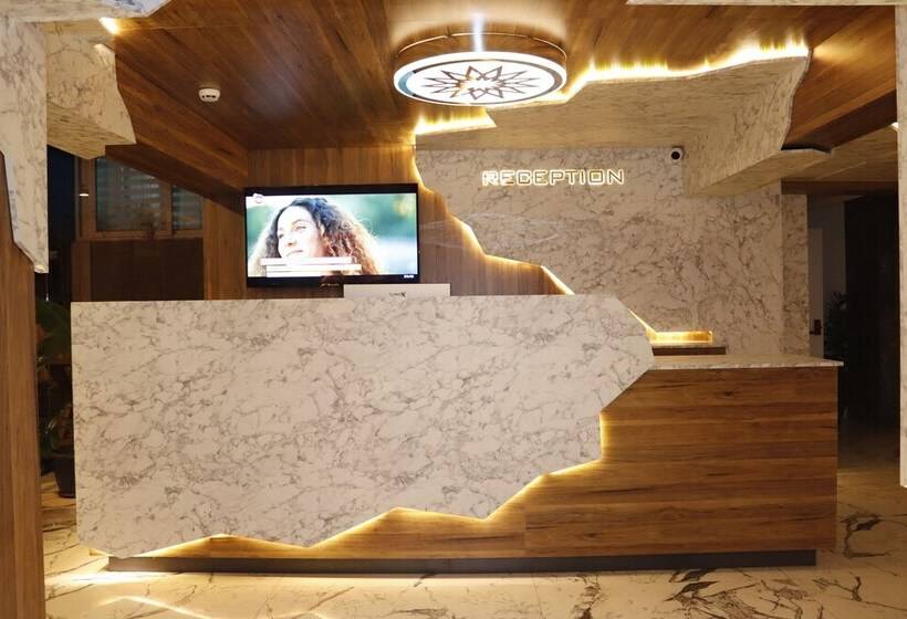 בית מלון כפרי The Lavington