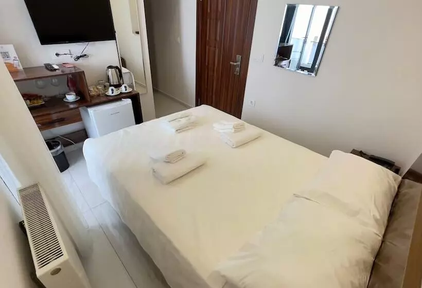 Hotelli The Lavington