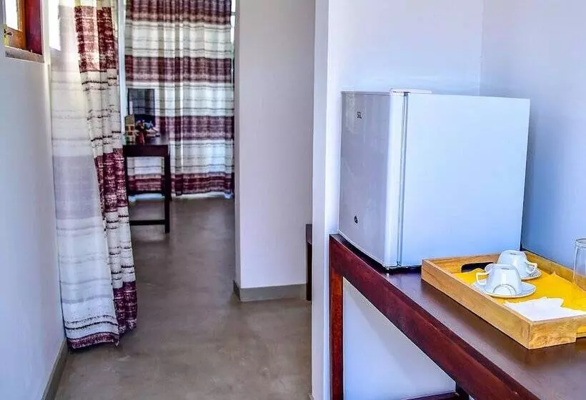 Hotelli Thihawa Eco Huts Yala