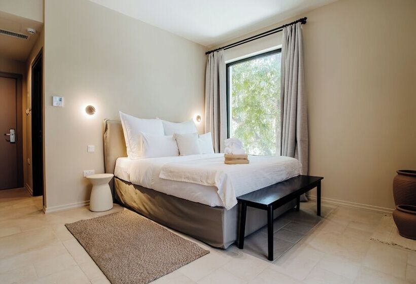 هتل Thymises Boutique