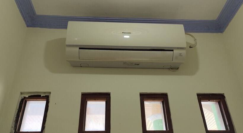 Отель Tris By Oyo