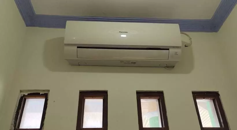 ホテル Tris By Oyo