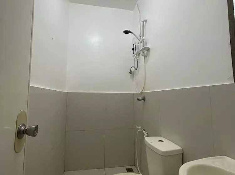 Julz El Nido Inn By Cocotel