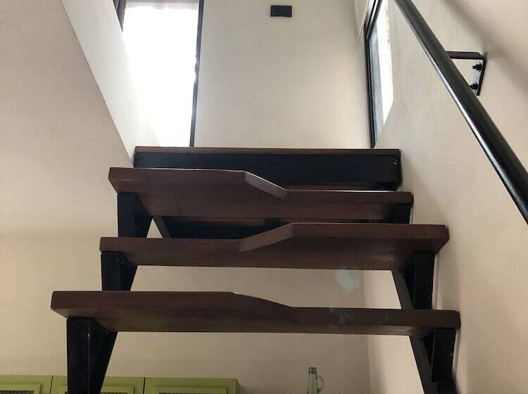 La Casa De María 11:11