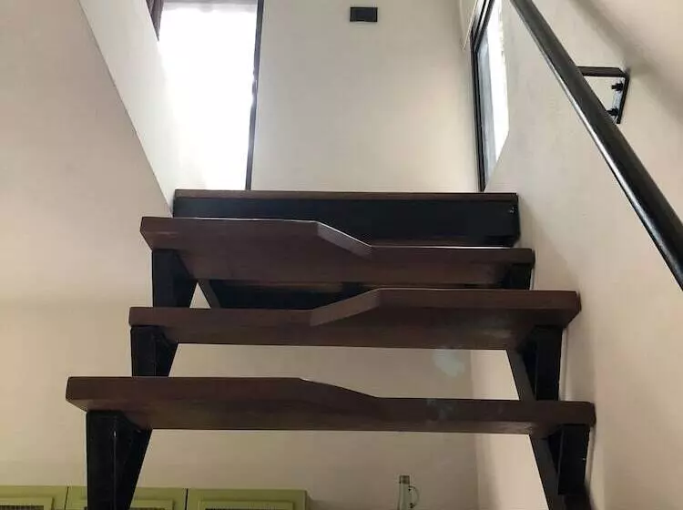 La Casa De María 11:11