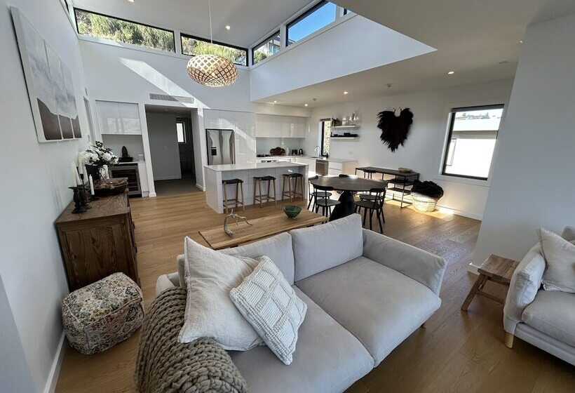 Marina Terrace Apartments