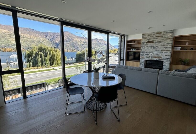 Marina Terrace Apartments