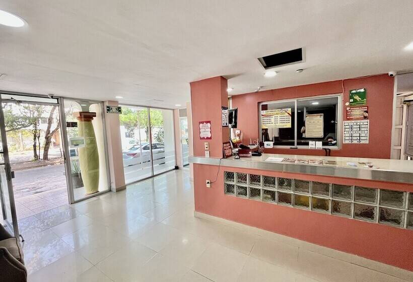 Oyo Hotel Puerto Real Coatzacoalcos