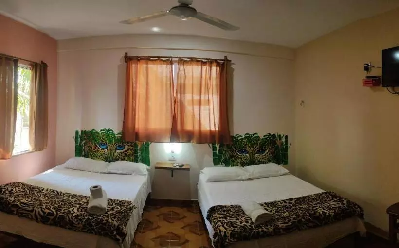 پانسیون Casona Del Negro Aguilar