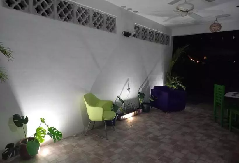 پانسیون Casona Del Negro Aguilar