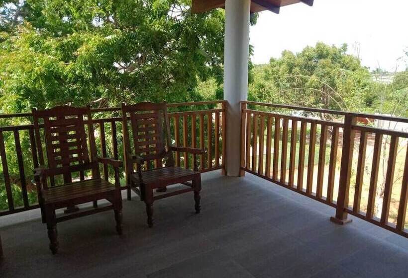 펜션 Kirinda Heaven