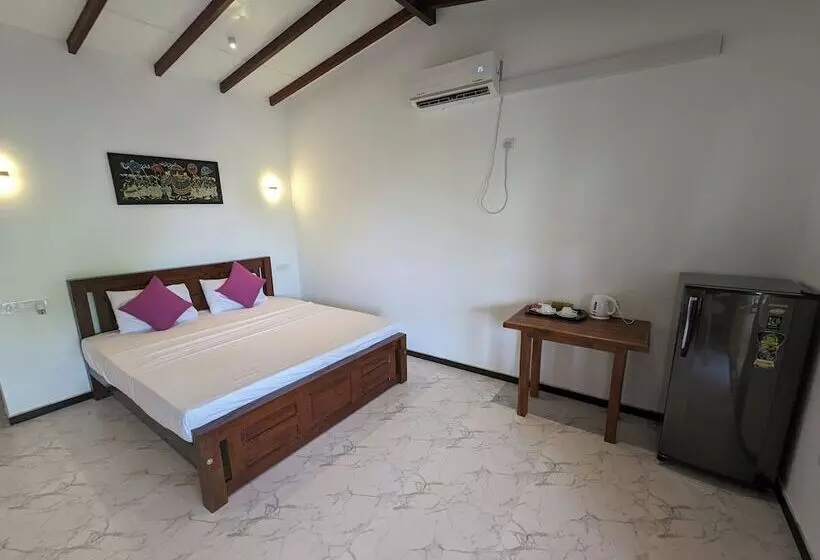 Majatalo Kirinda Heaven