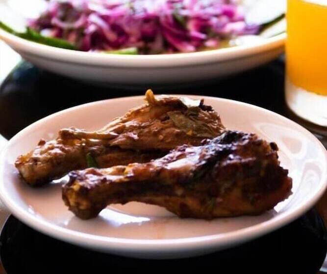 پانسیون Ninos