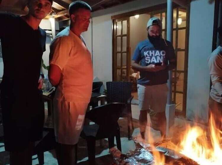 پانسیون Ninos