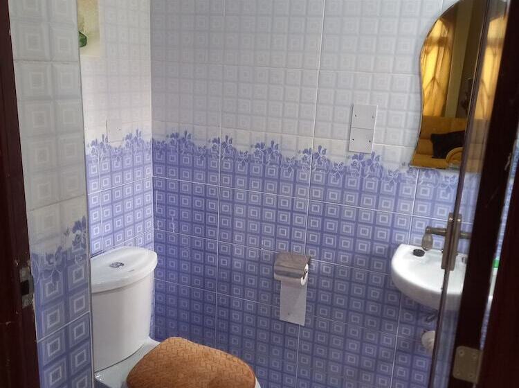 Pensionat Osvee Guest House And Apartments