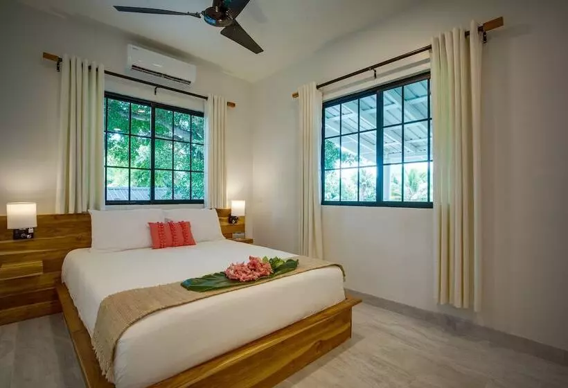 Majatalo The Sea Glass Inn