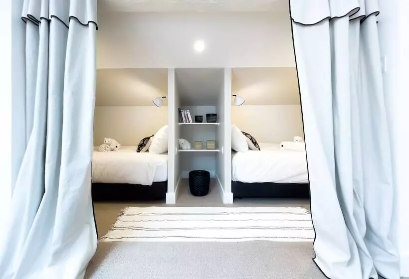 پانسیون Volubilis Guest House