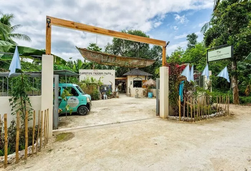 Lomakeskus Camotes Hidden Huts Rooms Bar Restaurant