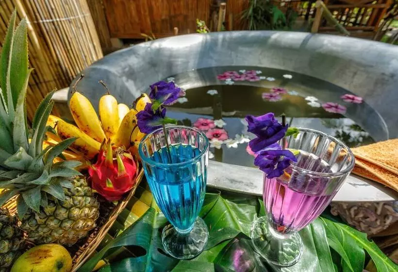 Lomakeskus Camotes Hidden Huts Rooms Bar Restaurant