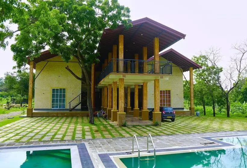 Lomakeskus Kawan Forest Villa