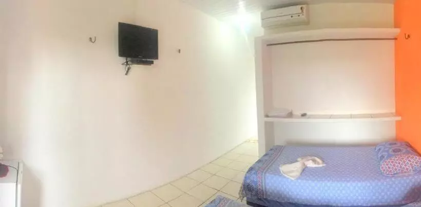 Retkeilymaja Pousada Brilho Da Lua