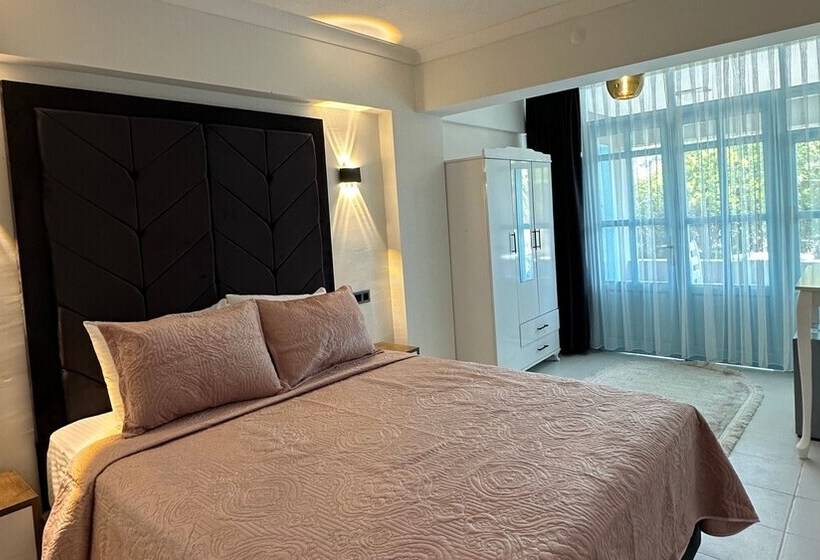 住宿加早餐 Datça House Butik Otel