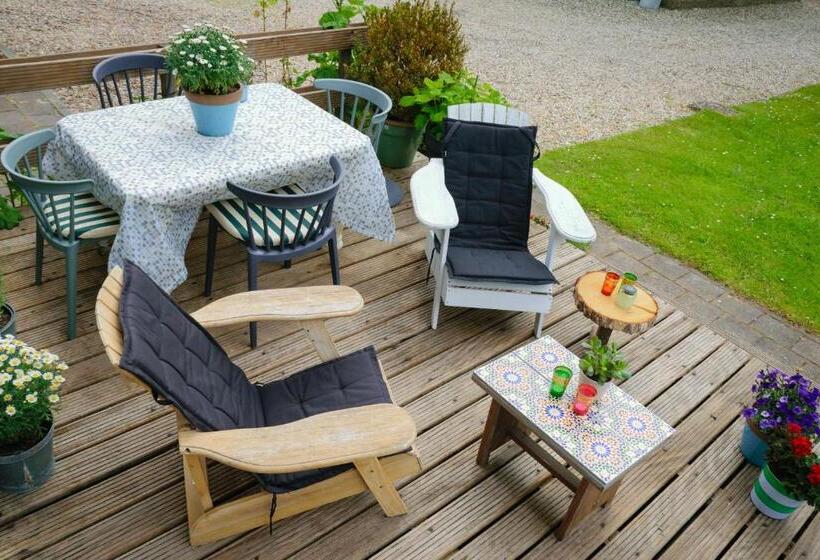 צימר Idyllic Farmhouse