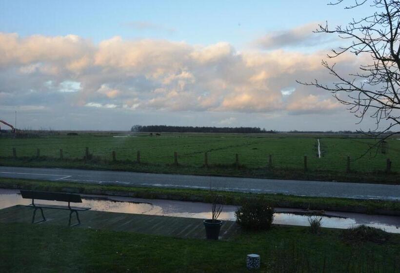 צימר Idyllic Farmhouse