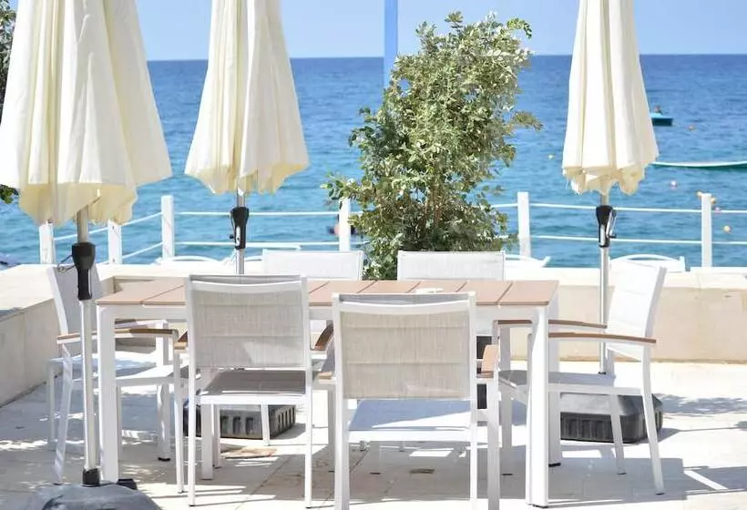 تختخواب و صبحانه Yam Suites