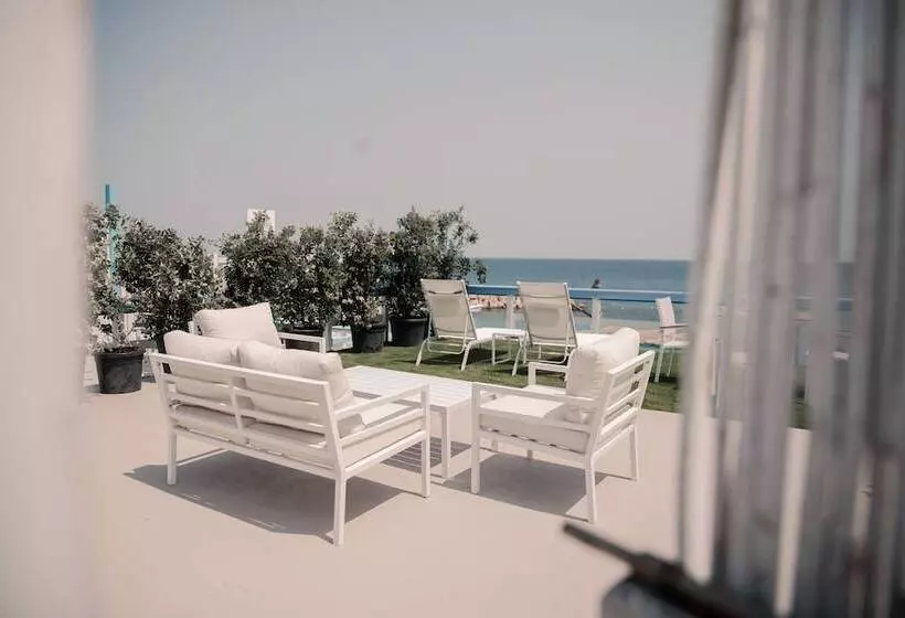تختخواب و صبحانه Yam Suites