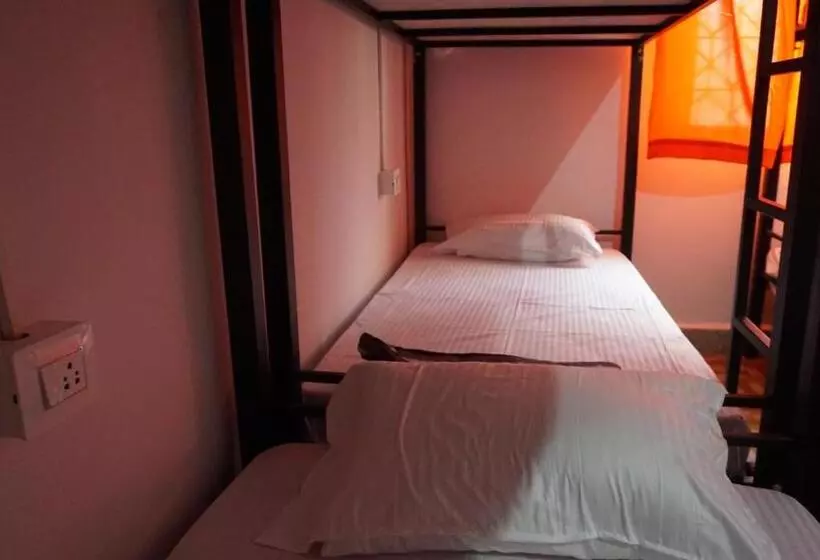 Footloose Hostel