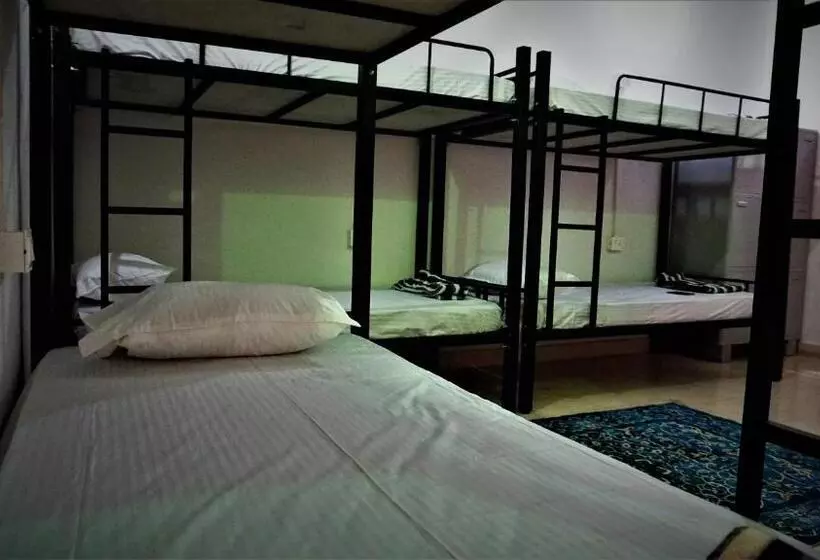 Footloose Hostel