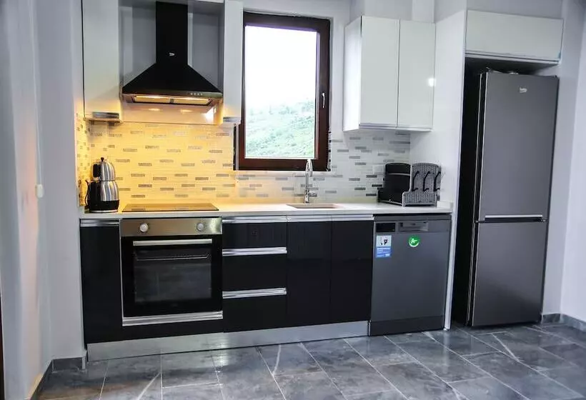 Gazi Oglu Suite