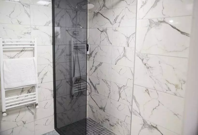 Gazi Oglu Suite
