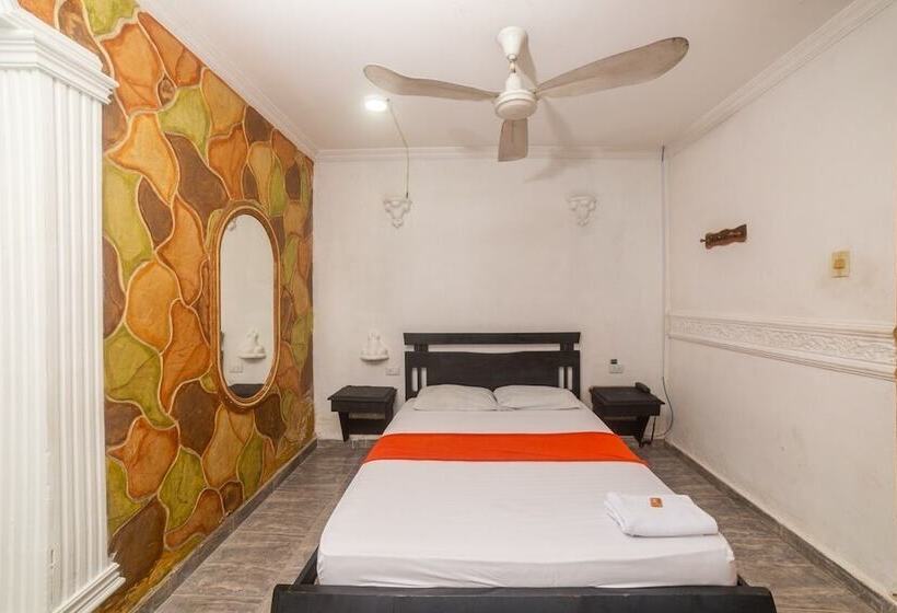 مسافرخانه Avenida53