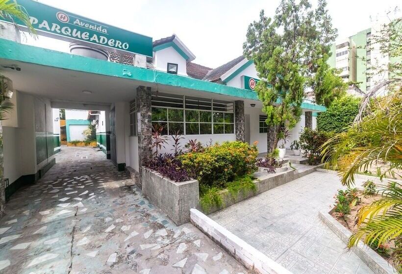 مسافرخانه Avenida53