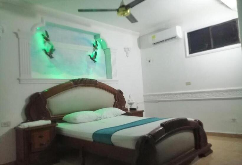 مسافرخانه Avenida53