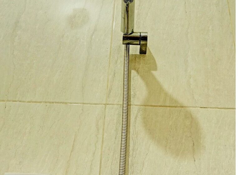 Otel Capital O 92228 Cozy Bromo Homestay