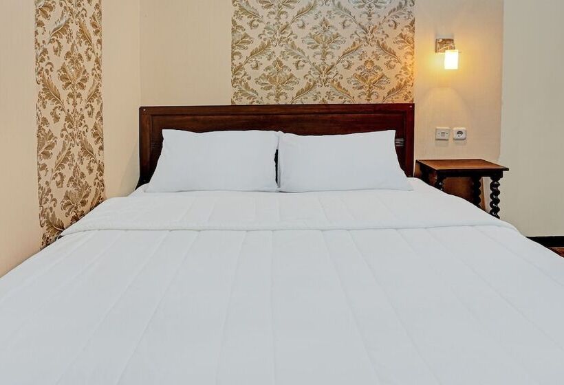 Otel Capital O 92228 Cozy Bromo Homestay