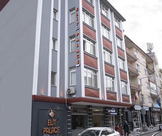 فندق Center Royal Palace