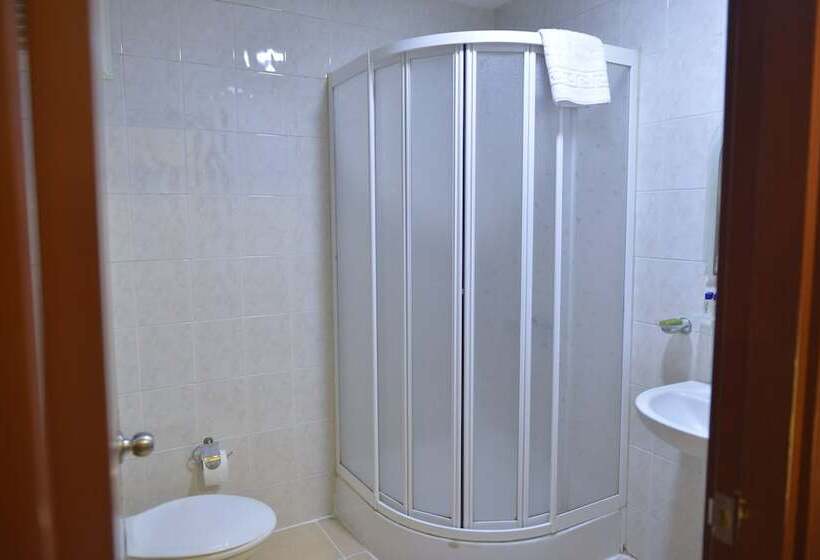 فندق Center Royal Palace