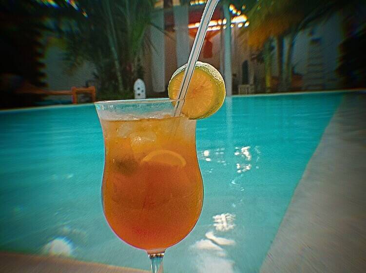 ホテル Fatuma House